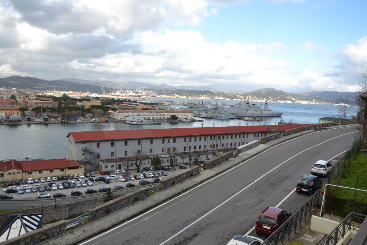 Mare Nostrum La Spezia Ngoại thất bức ảnh